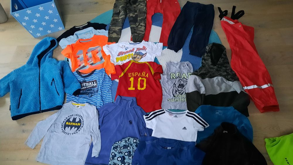 Pakka ubrań markowych r.110 chłopiec,Adidas, Molo, Batman, zestaw