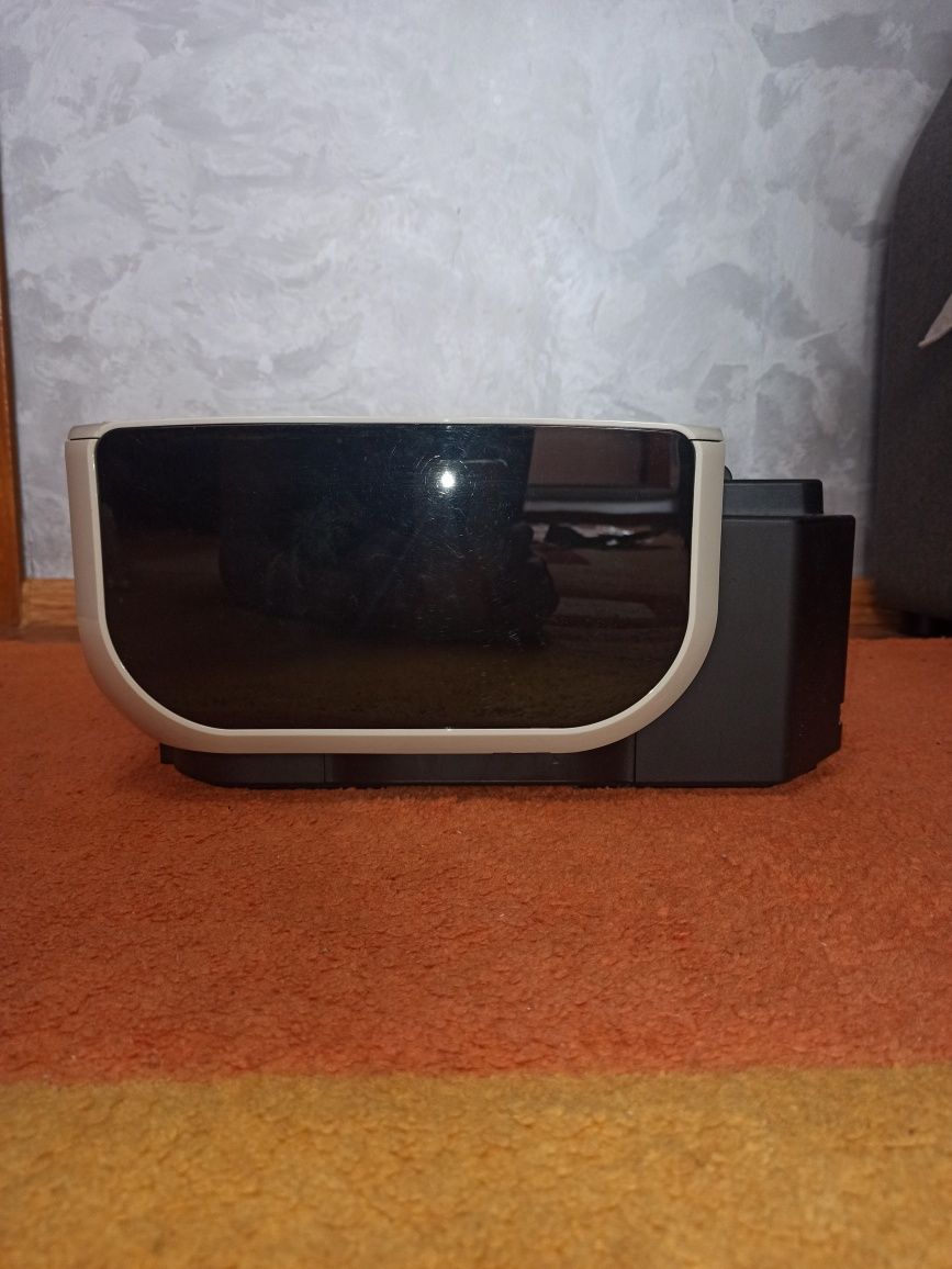 Продам принтер Pixma Canon mp210