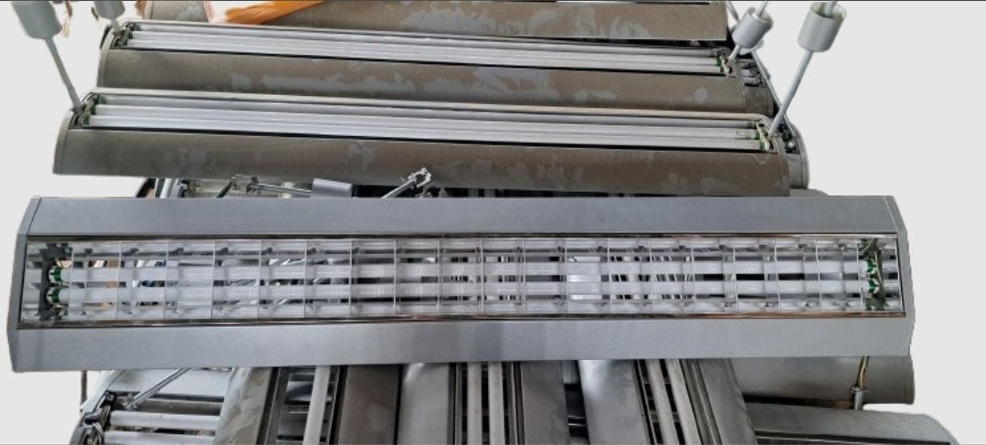 Lampa rastrowna wisząca