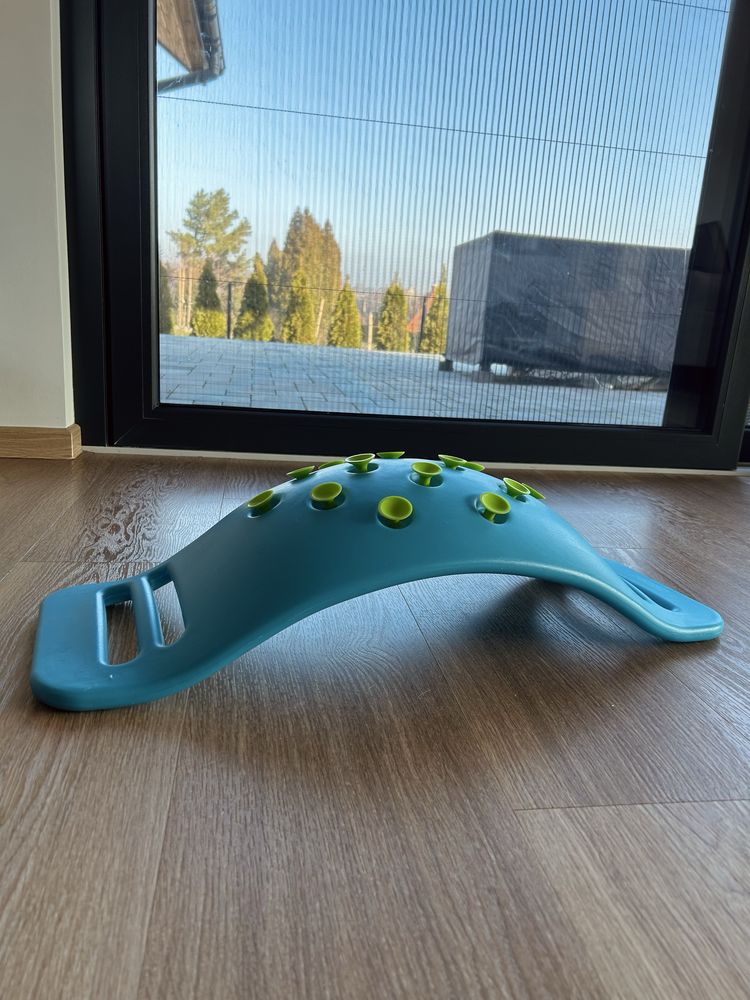 Bujawka Fat Brain Toys Teeter Popper niebieska deska do balansowania