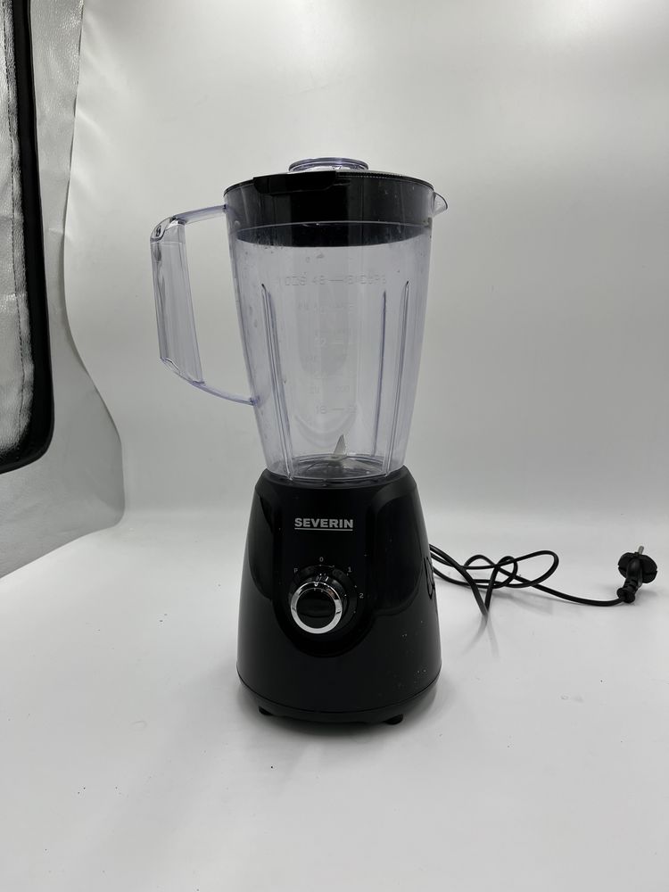 Blender kielichowy Severin o mocy 600 W