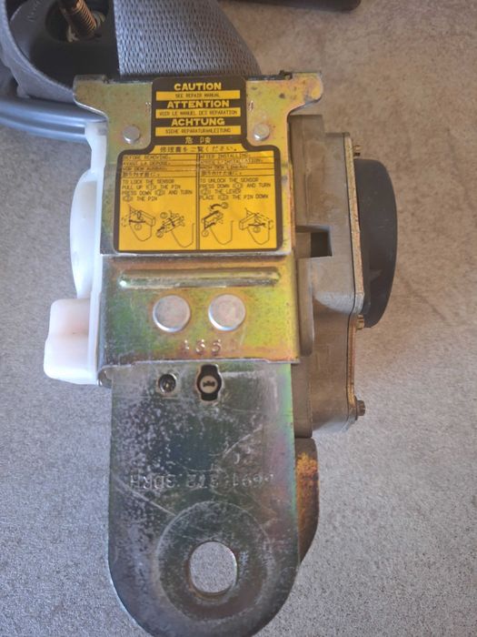 Pasy bezpieczeństwa  Nissan MICRA K11