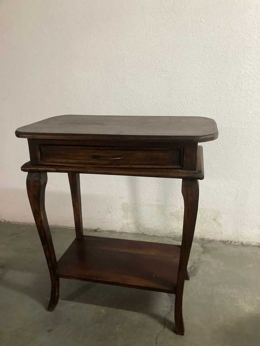 Mesa de Madeira de Mogno