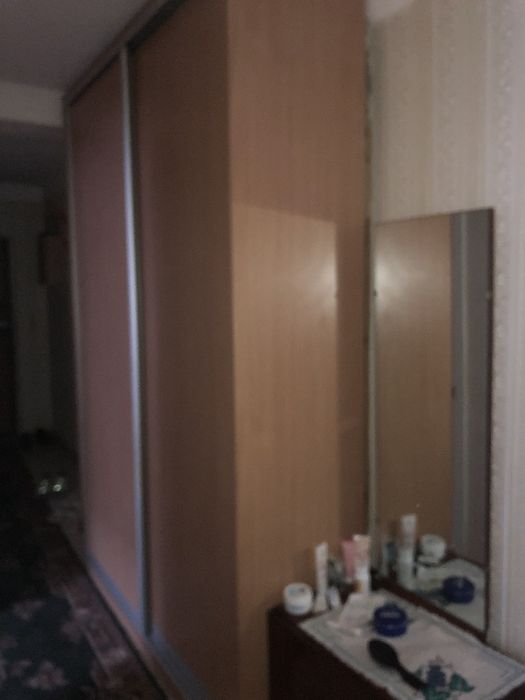 комната в 2к.кв., мебель, техника, пешком м.Академгородок, Житомирская