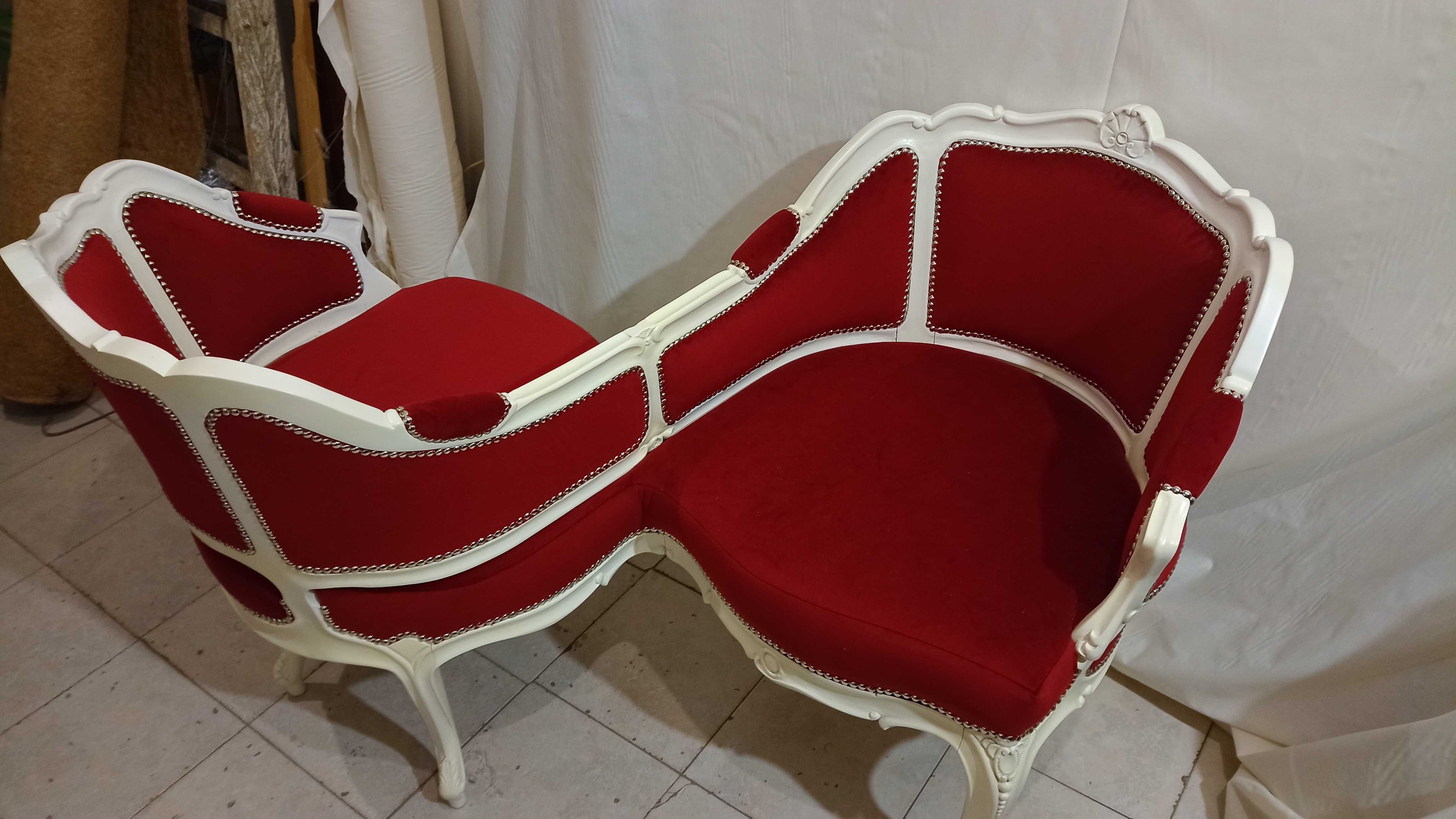 Fotel podwójny stylizowany dla konesera