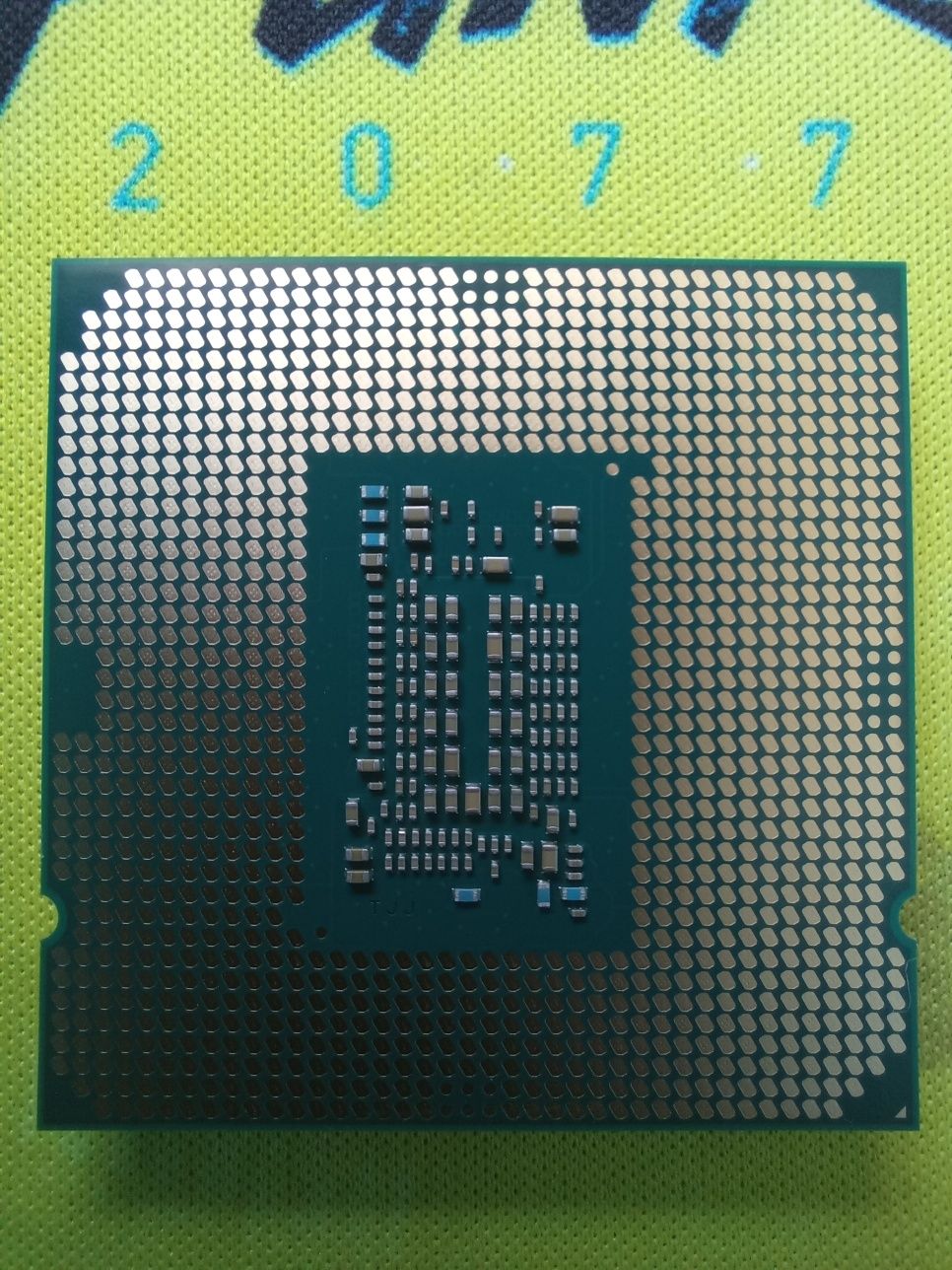 Процессор i3 10105f