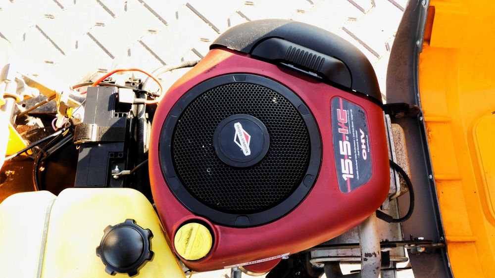 Traktorek kosiarka Stiga Villa Briggs&Stratton (040903.5) - Baras