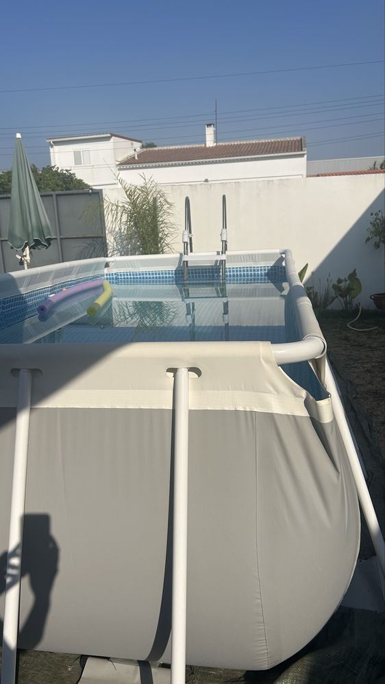 Piscina INTEX 4x2x1