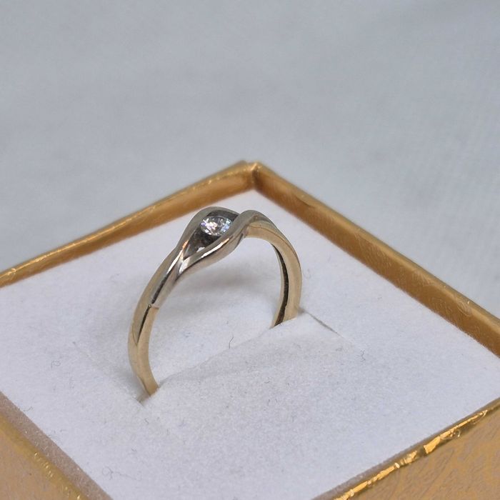 Pierścionek z oczkiem 1,51g 585 14k r.11 Komis Jasło Igielna