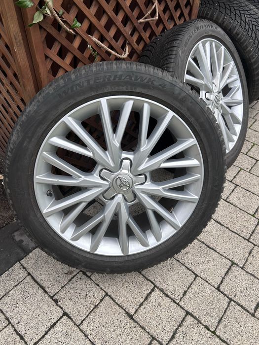 Kola zimowe 18” Toyota Yaris Cross 215/50/18