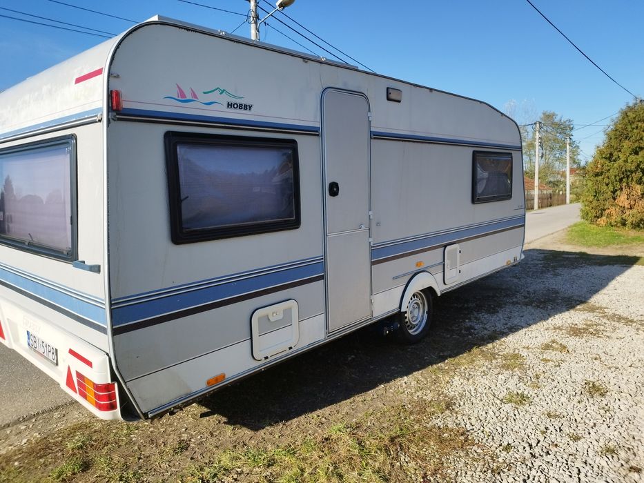 Przyczepa Kempingowa Hobby + napęd Mover + przedsionek