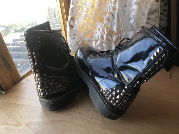 Жіночі чобітки, черевички чорні глянцеві 37р