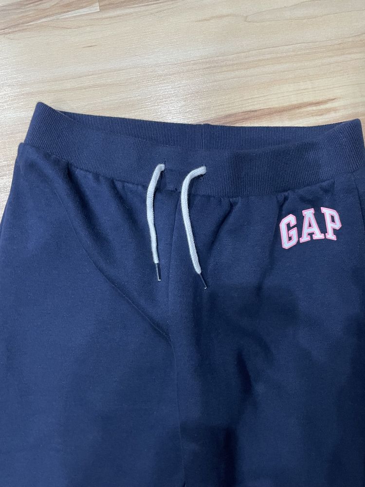 GAP spodnie dresowe z USA