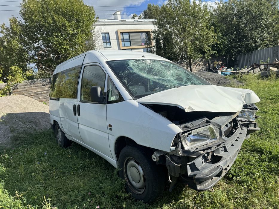 Продам Fiat Skudo 2000 рік 1.9 Дизель ПАСАЖИР після ДТП!