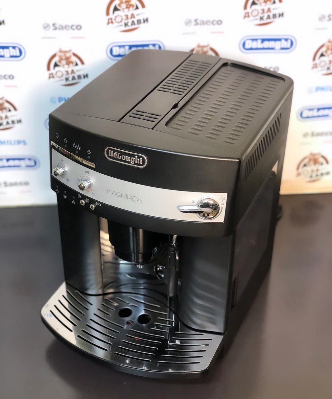 Кофемашина Кофеварка Кавомашина Delonghi magnifica,кавоварка делонгі