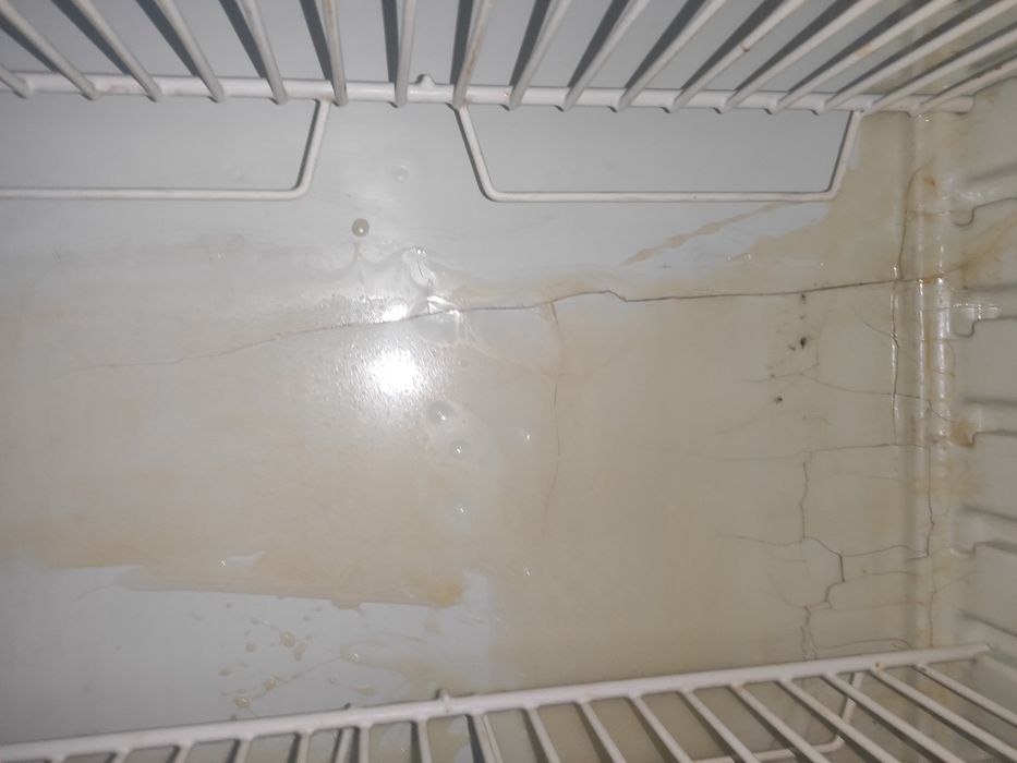Холодильник indesit RA32G