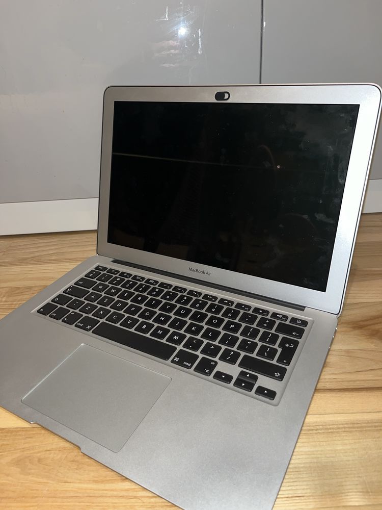 MacBook Air 13 2017 z powiększonym dyskiem twardym 480GB