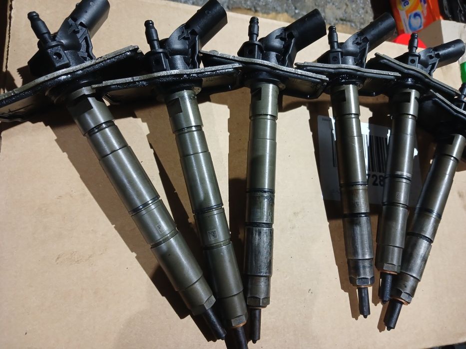 Продам форсунки на ауді а6с6 2,7 тді BPP 2006 року