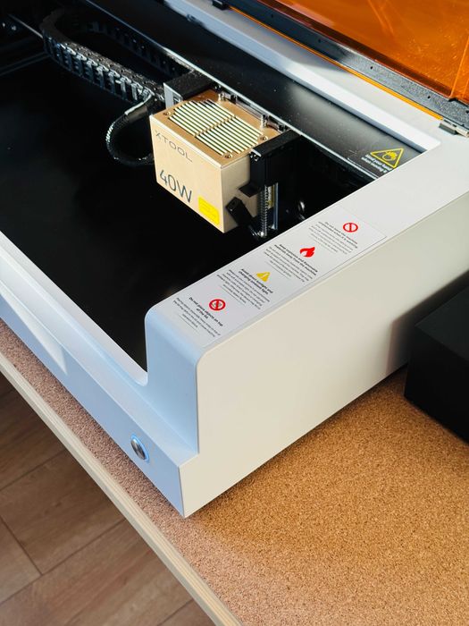 Grawerka i wycinarka laserowa xTool S1 40W wraz z oczyszczaczem xTool