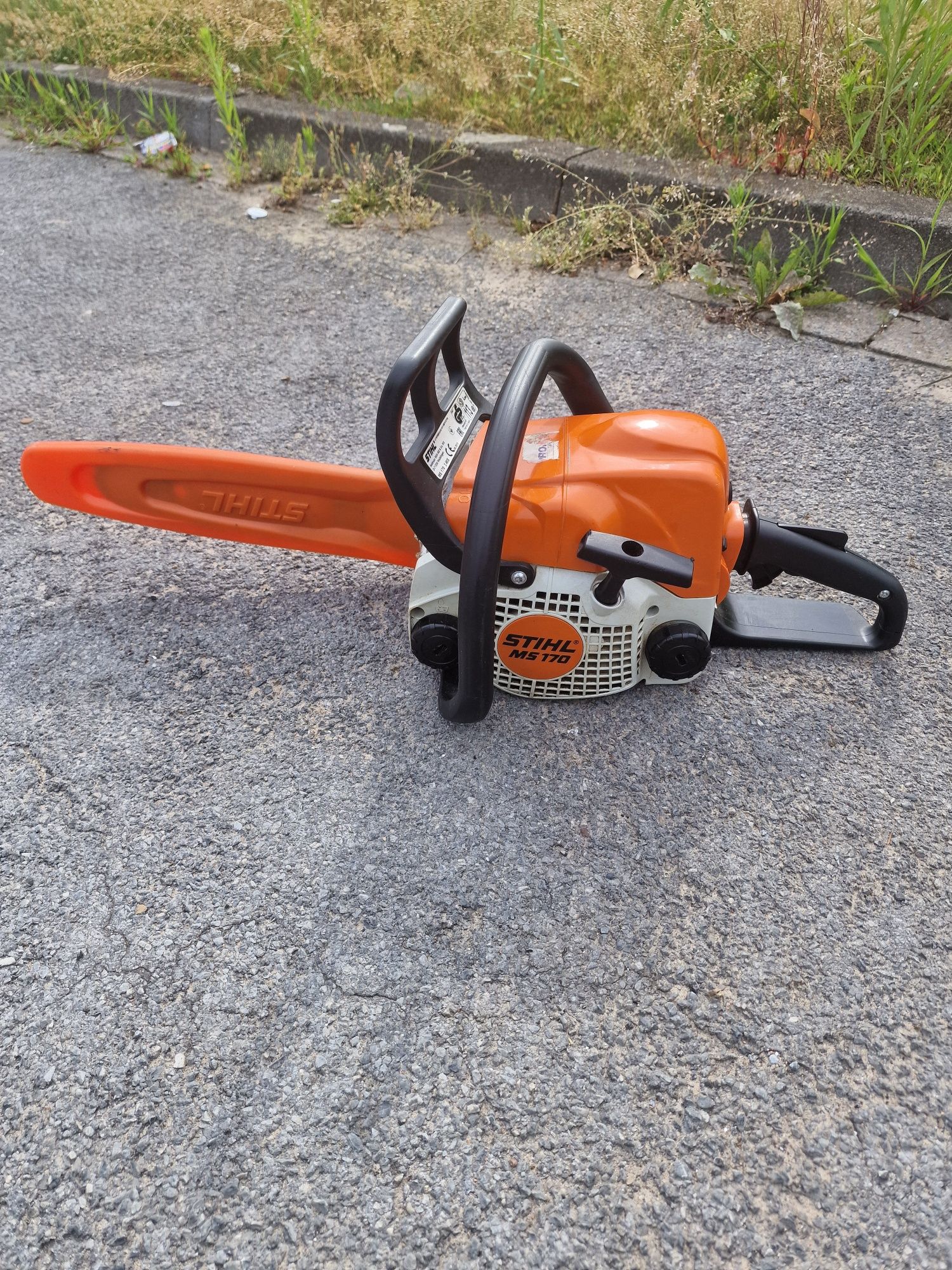 Sprzedam piłę stihl ms 170