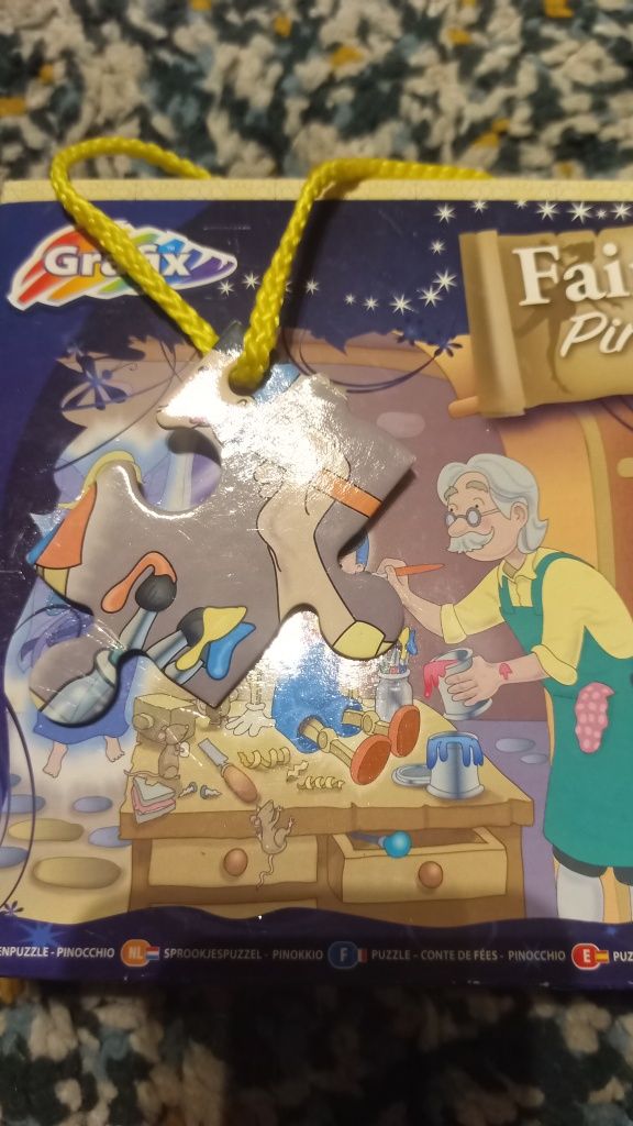 Puzzle Pinokio dla małych dzieci