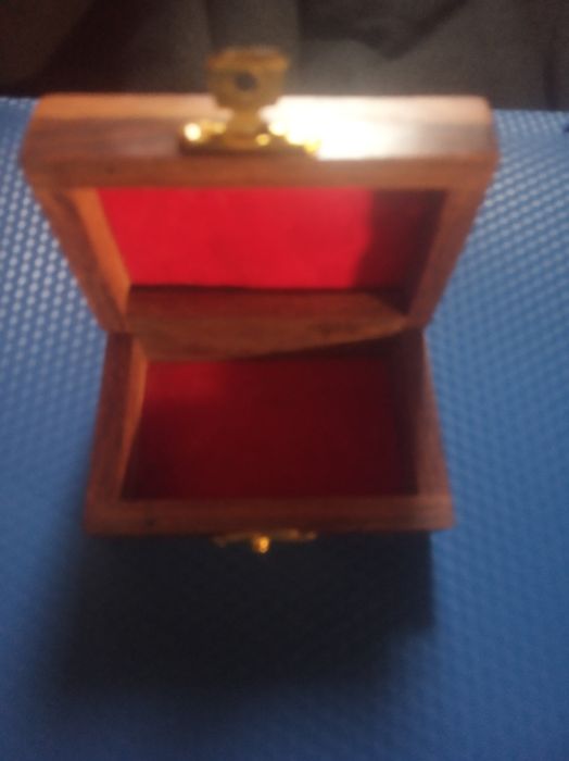 шкатулки из розового дерева