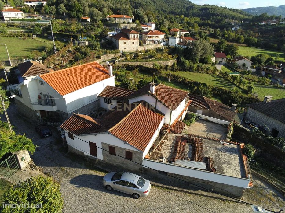 Casa para Restauro em São João de Rei, Povoa de Lanhoso