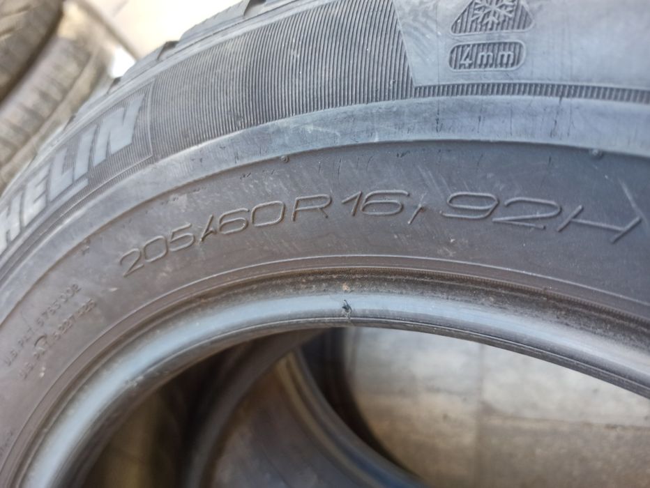 Зимняя резина 205/60 R16 Michelin Alpin