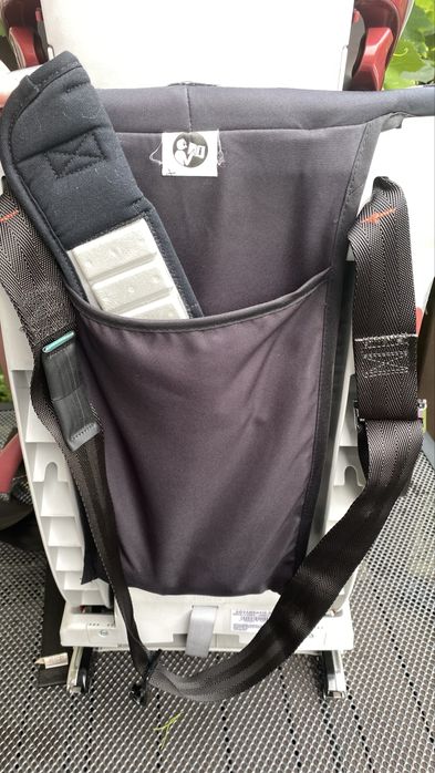 Britax Advantafix Zebra