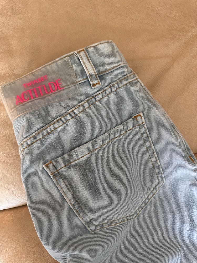 Продам джинси twin set