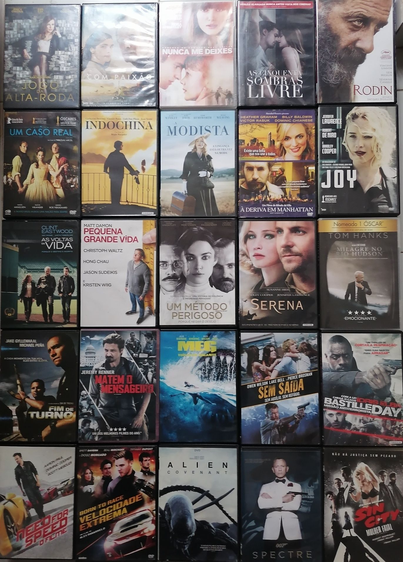 Lote de 255 DVD's Originais (Lote 18)