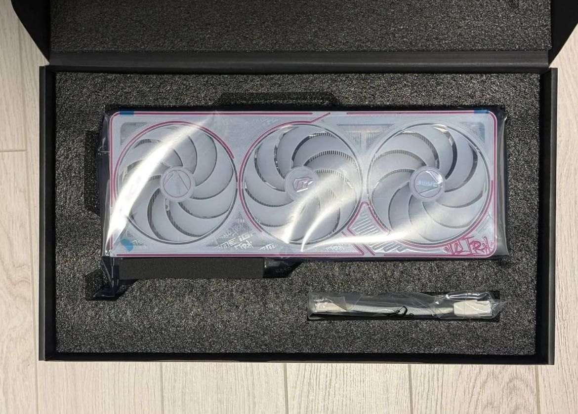 Colorful IGame Ultra White RTX5080 16gb