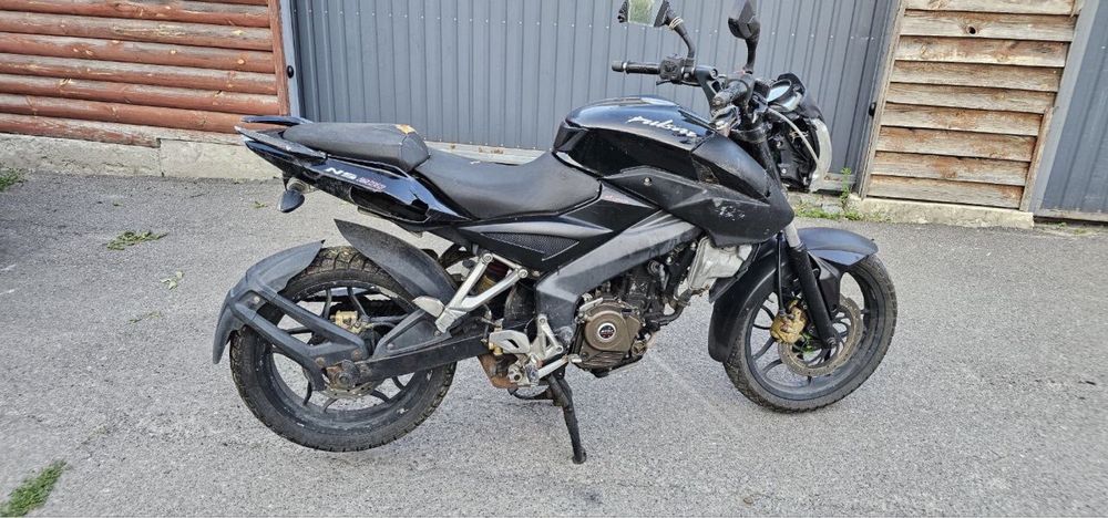 Bajaj pulsar 200