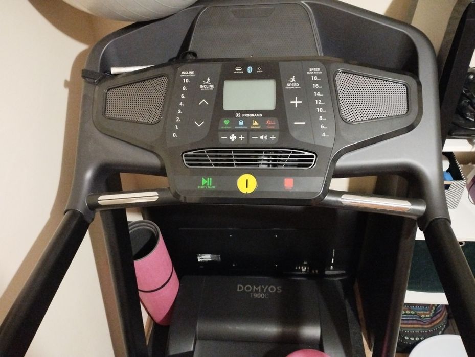 Sprzedam bieżnie elektryczną DOMYOS T900C