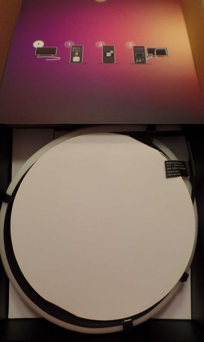 Philips Hue Play Gradient Lightstrip, novo em caixa, nunca usado