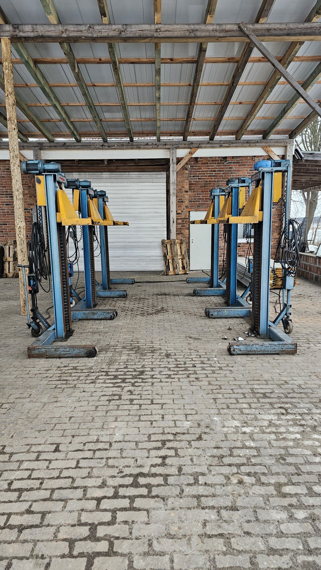 Podnośniki 30T Hywema Tir Podnośnik przemysłowe