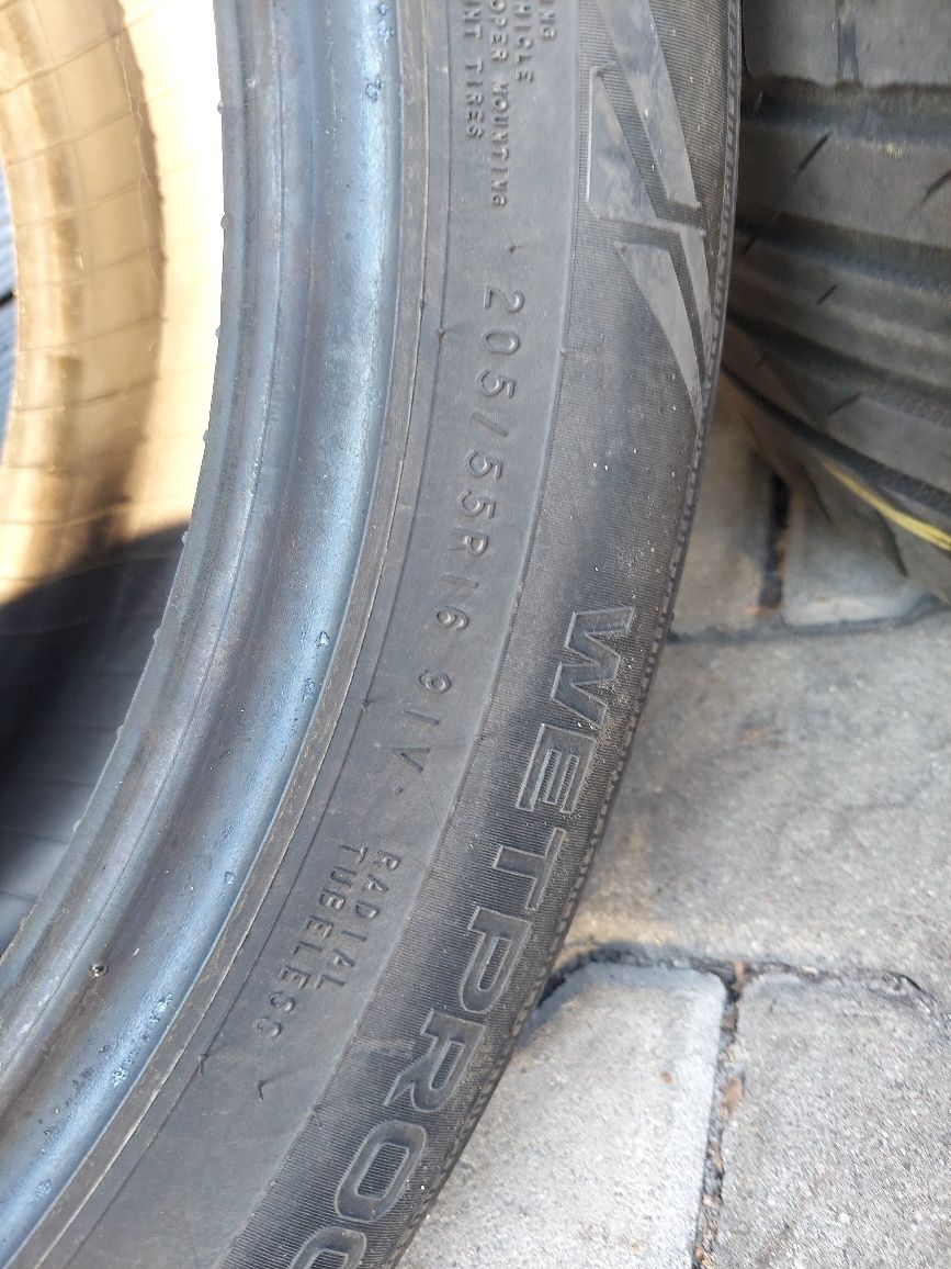 Sprzedam 2 opony letnie nokian 205/55 R16.