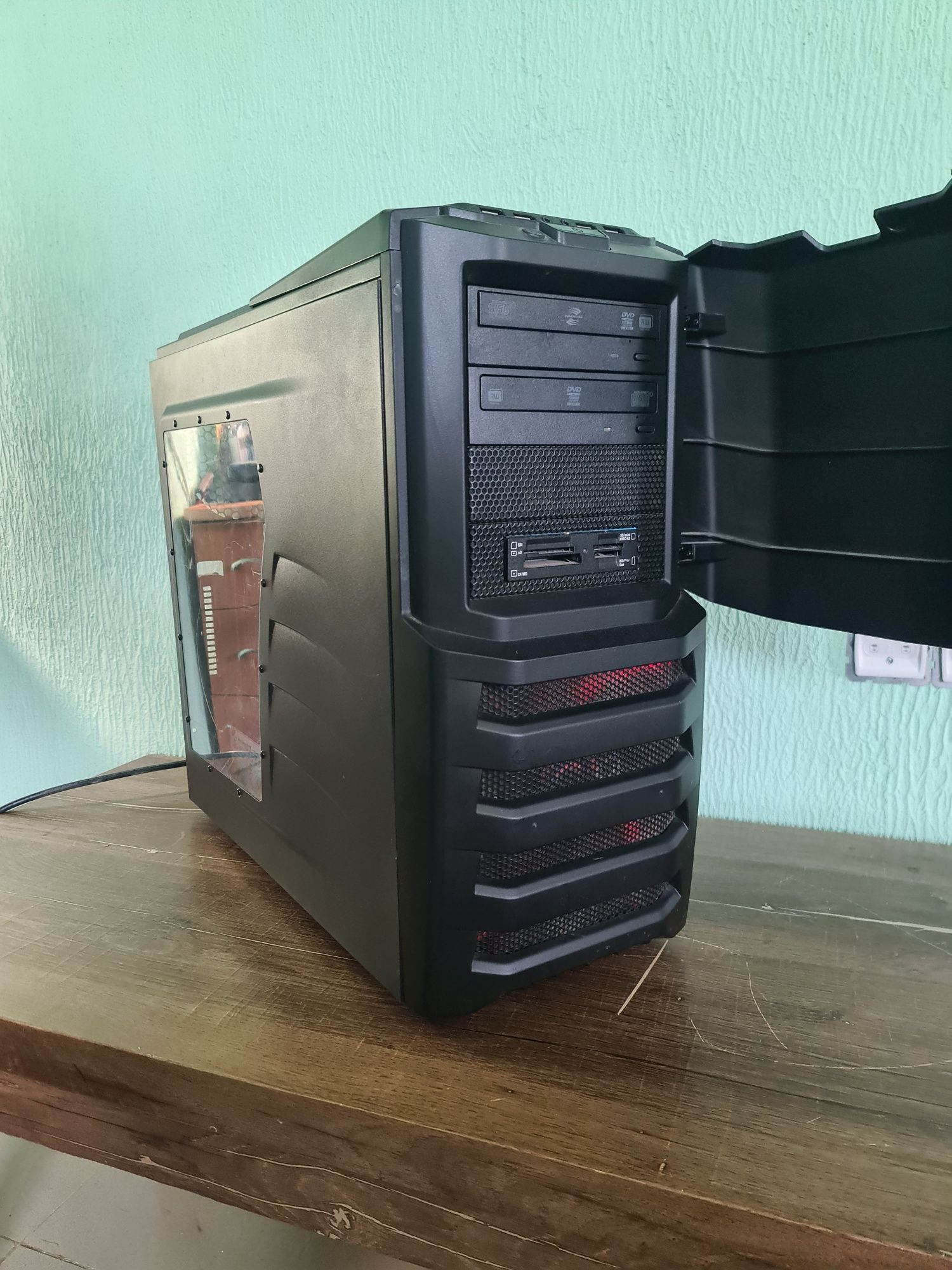 Ігровий комп'ютер Storm Master CM Storm