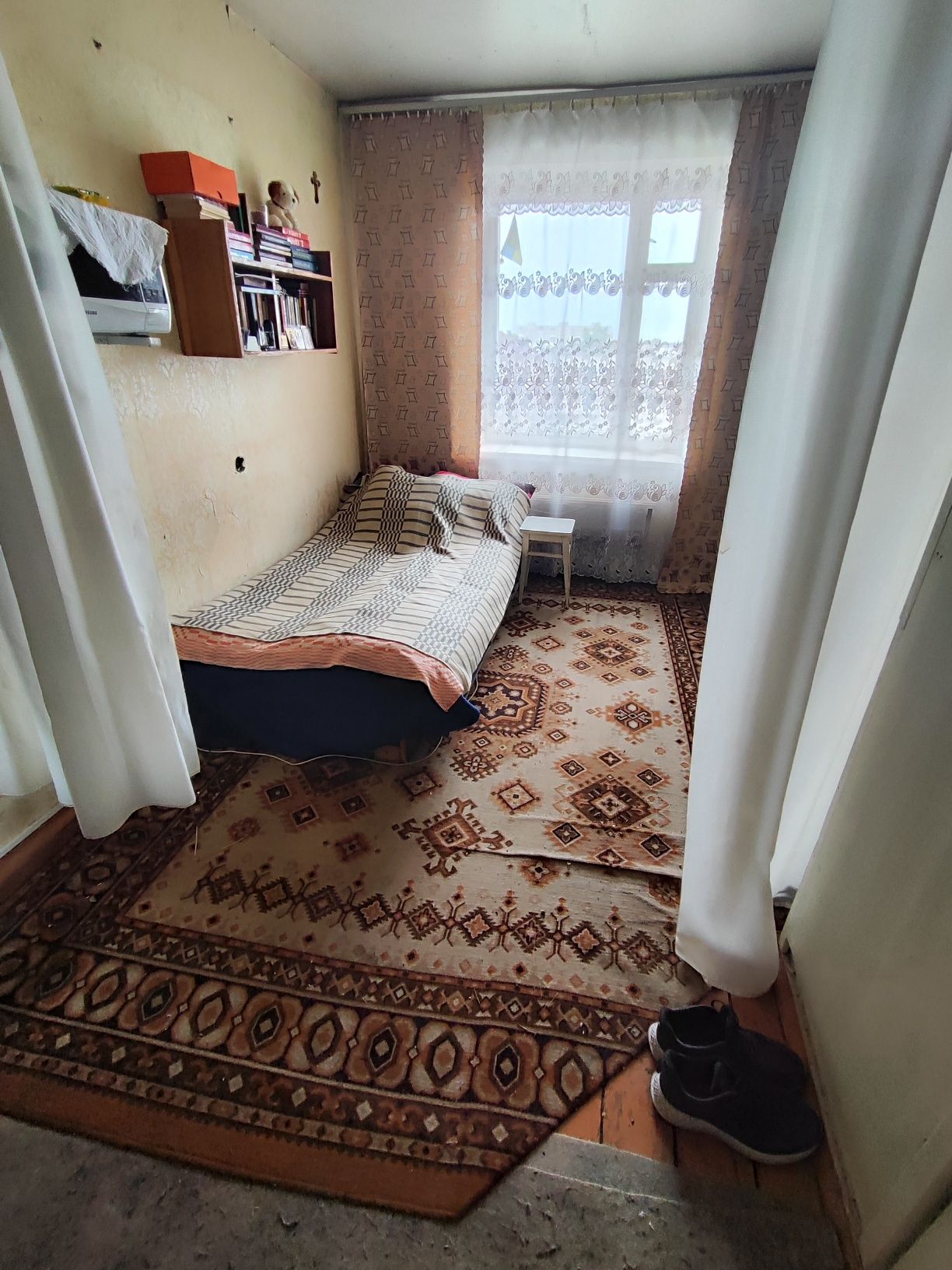 Продаж кімнати в гуртожитку в центрі