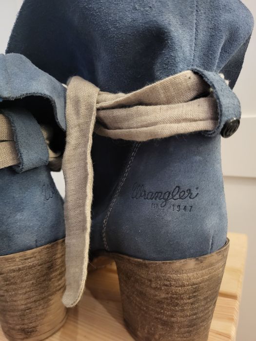 Botki Wrangler 40-41 "czyszczenie magazynów "