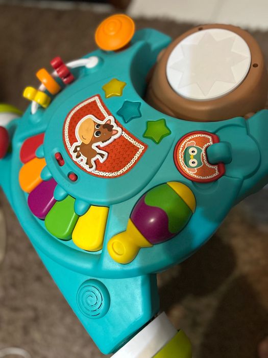 Andador/Mesa de atividades bebe