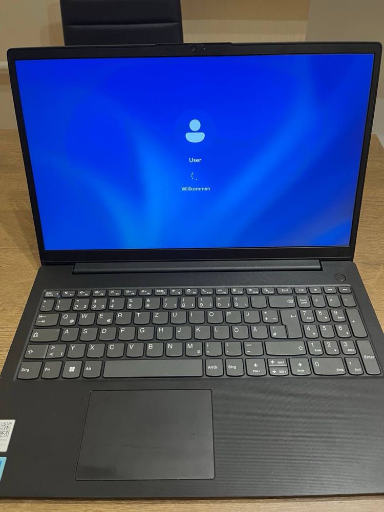 Ноутбук 15,6" Lenovo V15 G2 IJL Black