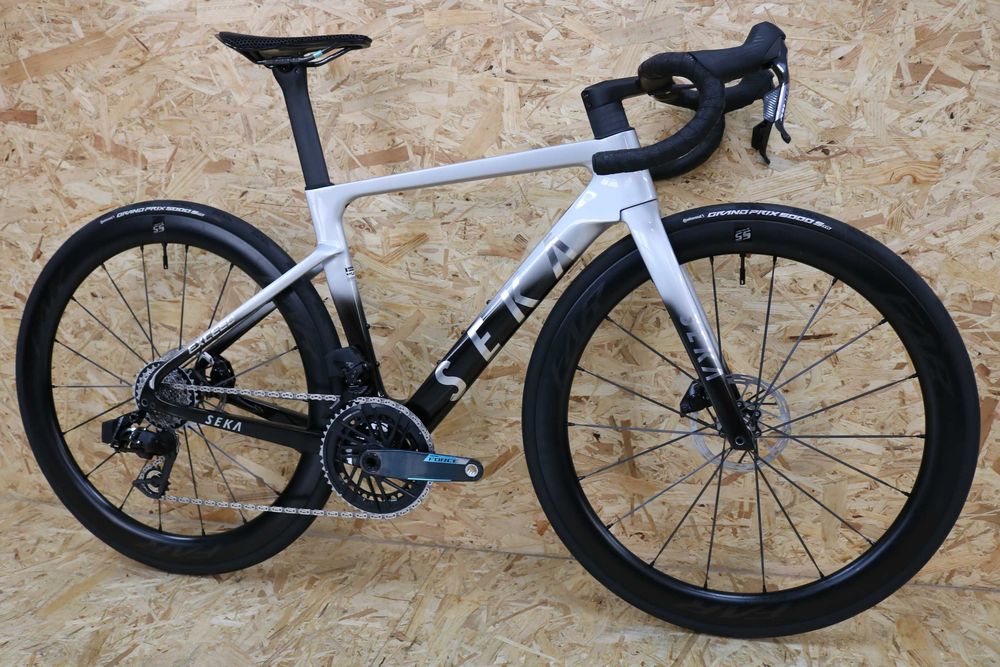 Bicicleta topo de gama Seka Exceed Sram Force AXS novo modelo