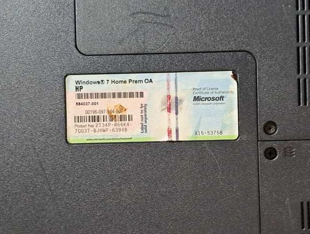Uszkodzony laptop HP G62 na części wizualnie stan idealny