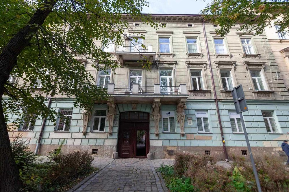 вул. Листопадового Чину 12/Оренда житла Подобово 3-кім. кв./для 6 осіб