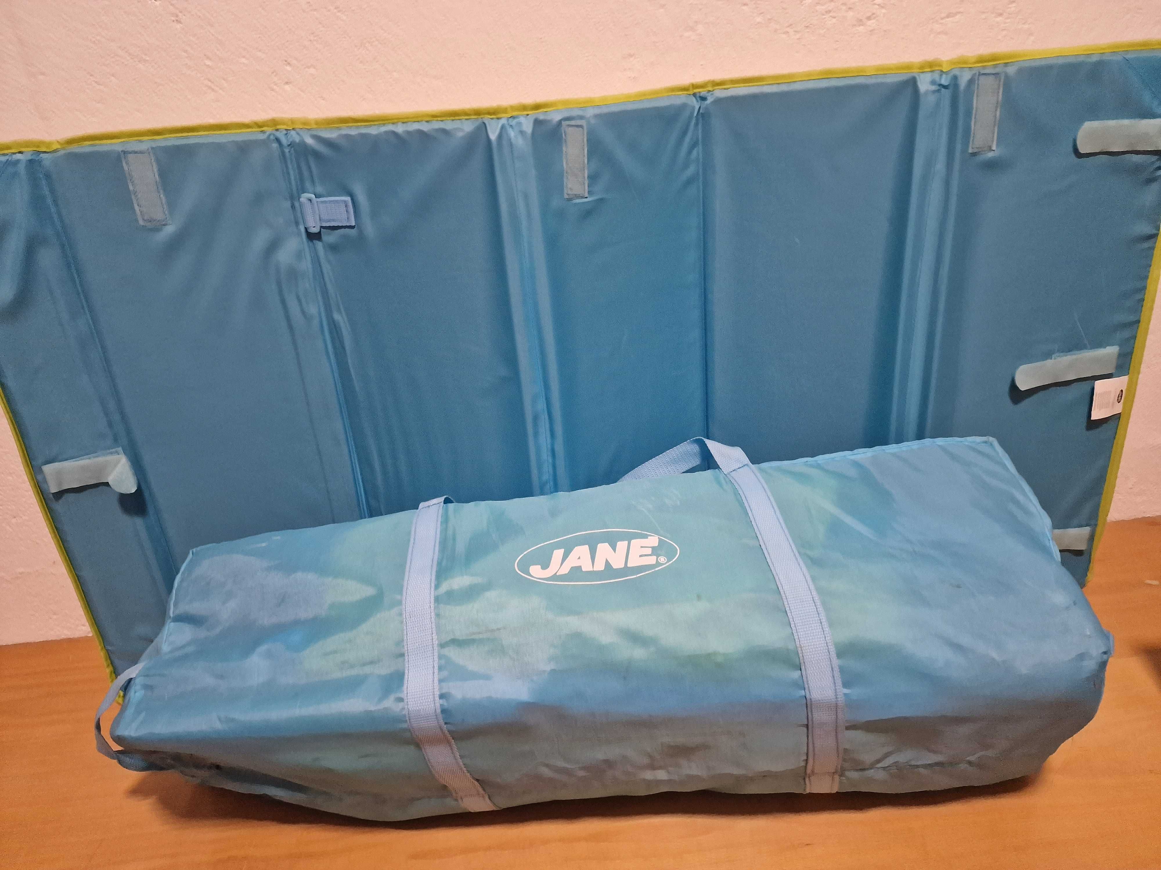 Cama Azul e verde da marca Jane