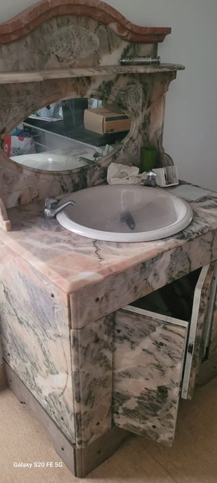 Lavatorio em marmore