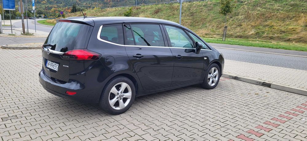 Opel Zafira C  1.6 CDTi , 2014 rok . 7 osobowe.
