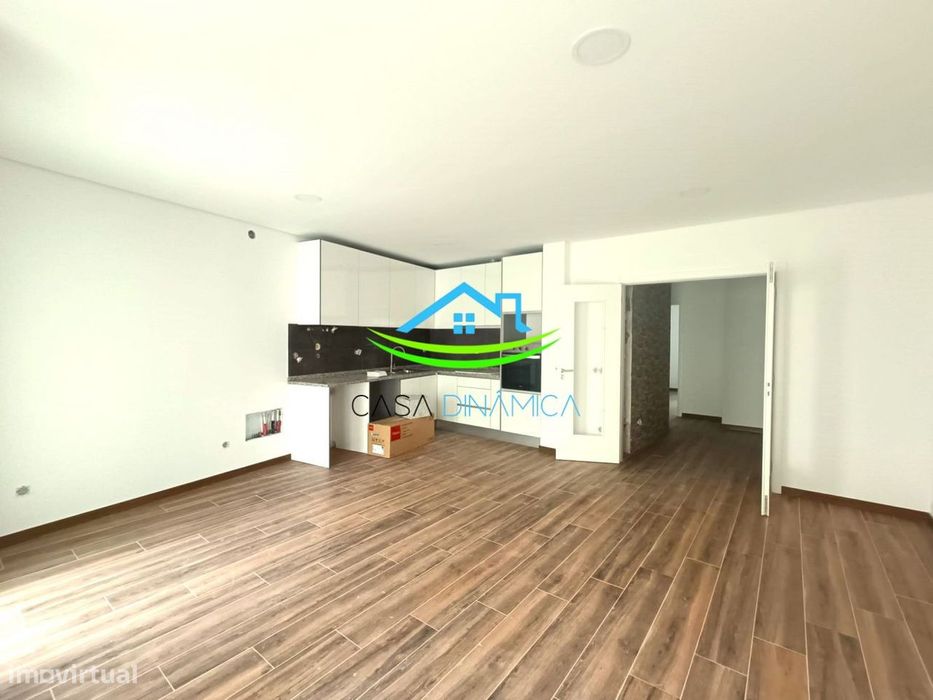 Vende se apartamento T2 novo com terraço e garagem