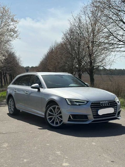 Продаж Audi A4 2017